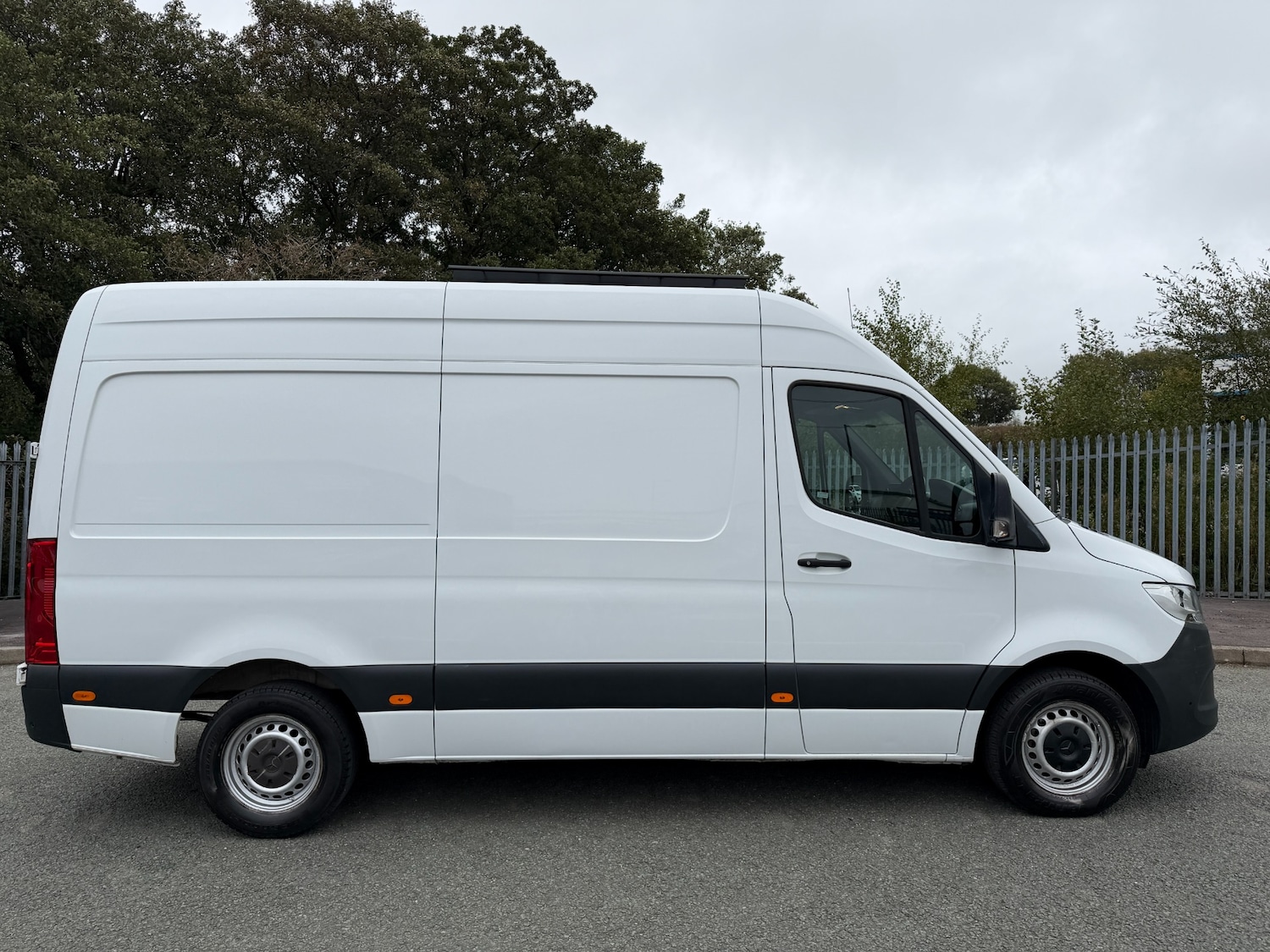 Used Mercedes-Benz Sprinter 2020 for sale - 76263370: Photo 2