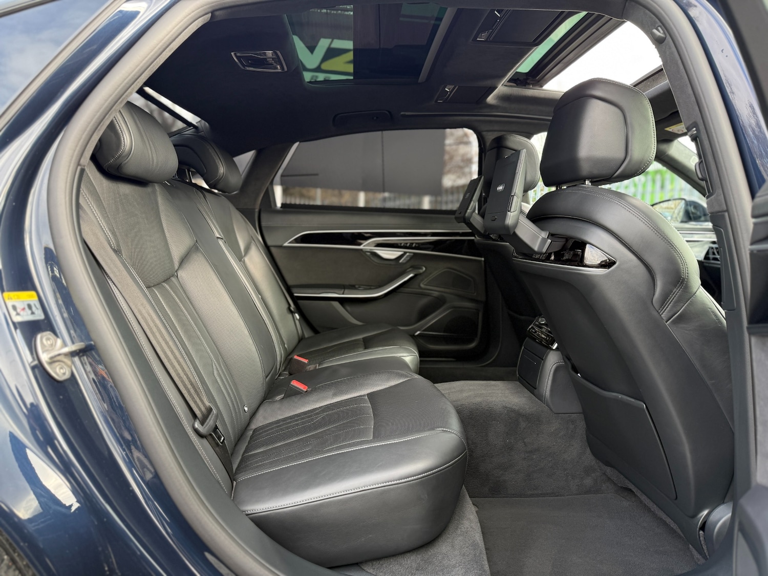 Used Audi A8 2022 for sale - 77650973: Photo 23