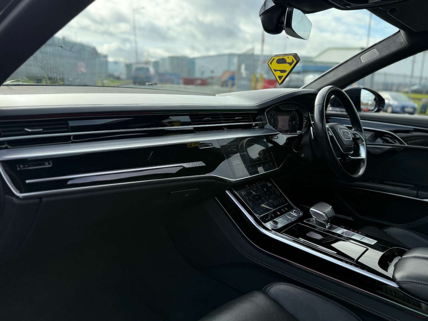 Used Audi A8 2022 for sale - 77650973: Photo 8