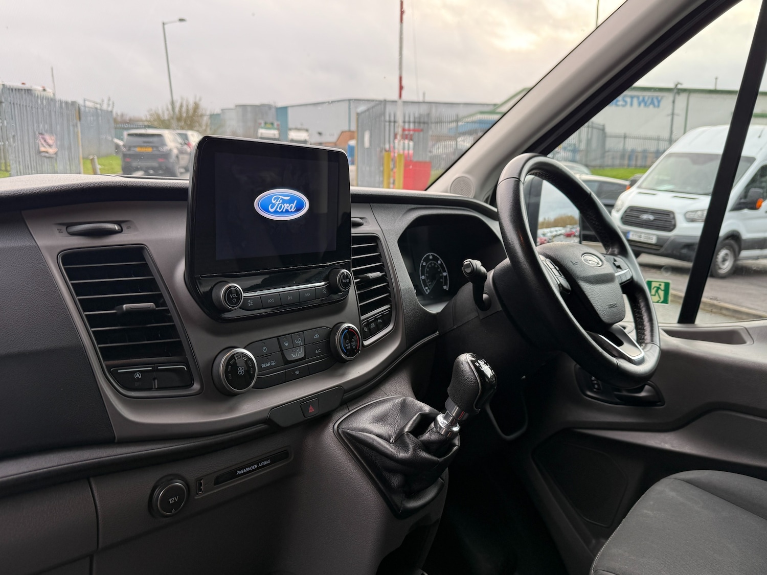 Used Ford Transit 2019 for sale - 76720143: Photo 12