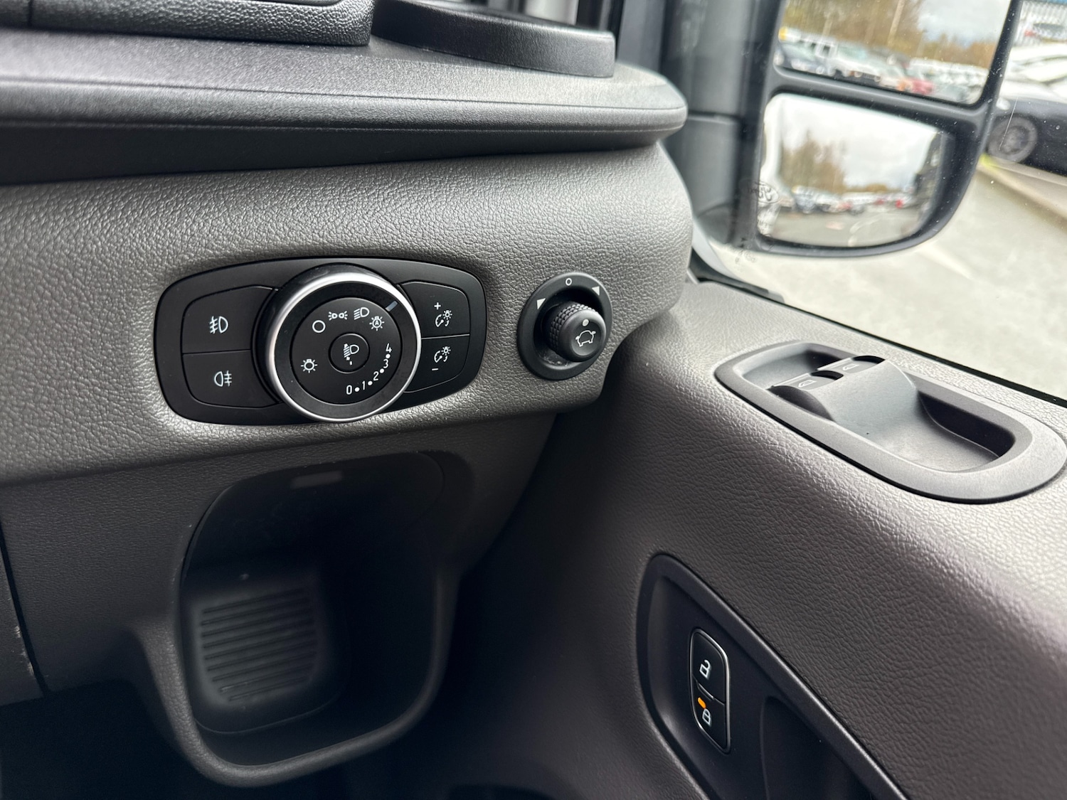 Used Ford Transit 2019 for sale - 76720143: Photo 43