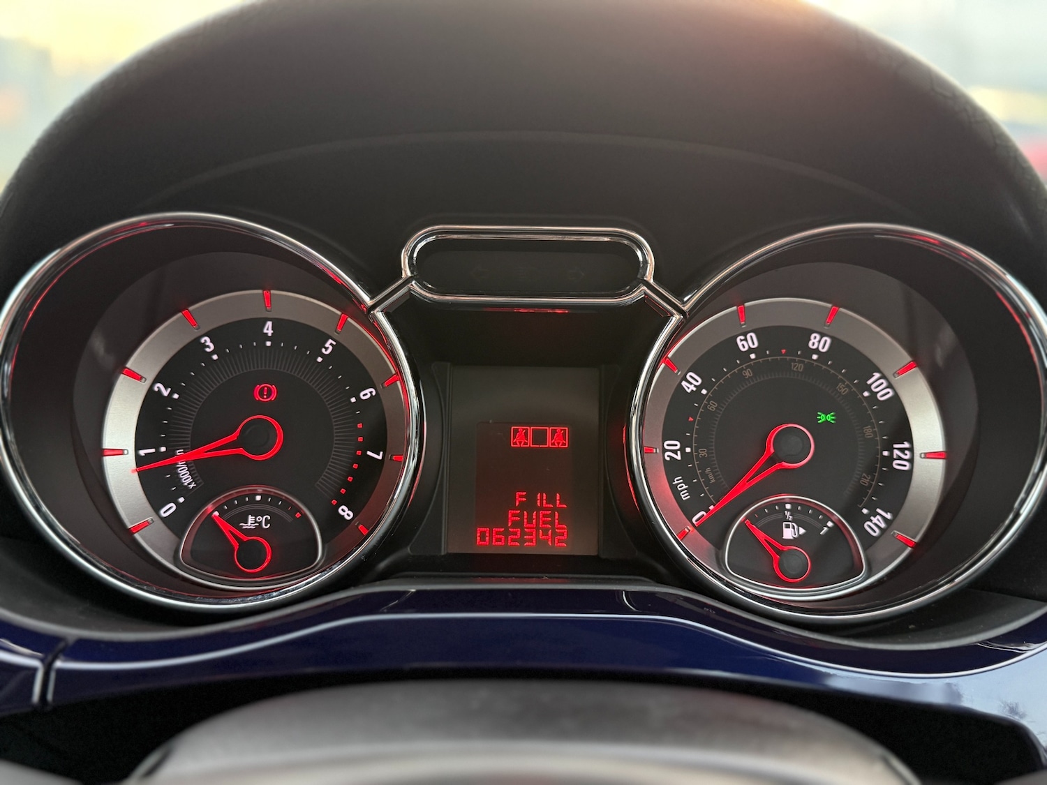 Used Vauxhall ADAM 2014 for sale - 77047868: Photo 31