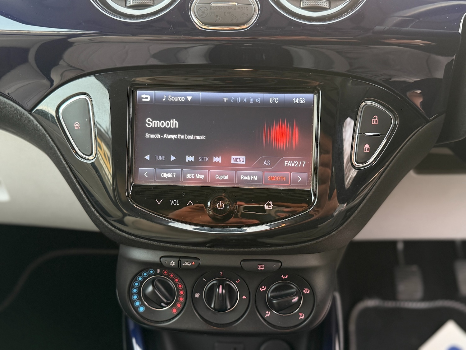 Used Vauxhall ADAM 2014 for sale - 77047868: Photo 35