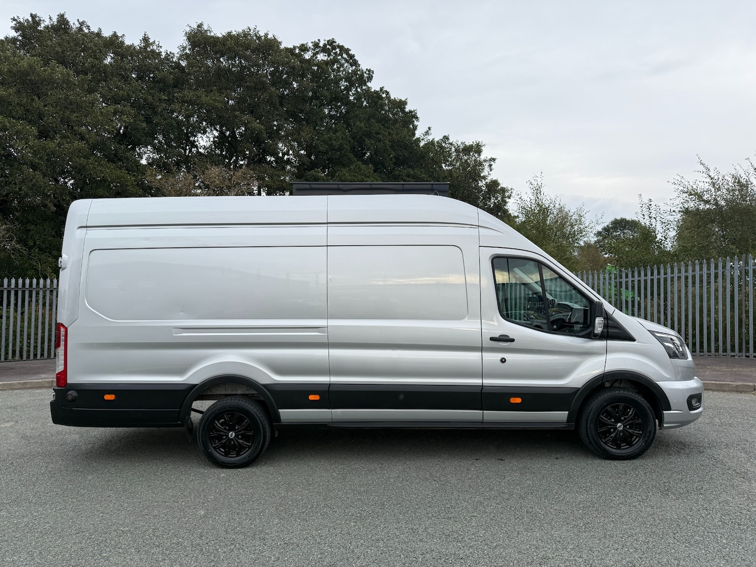 Used Ford Transit 2022 for sale - 76114809: Photo 2