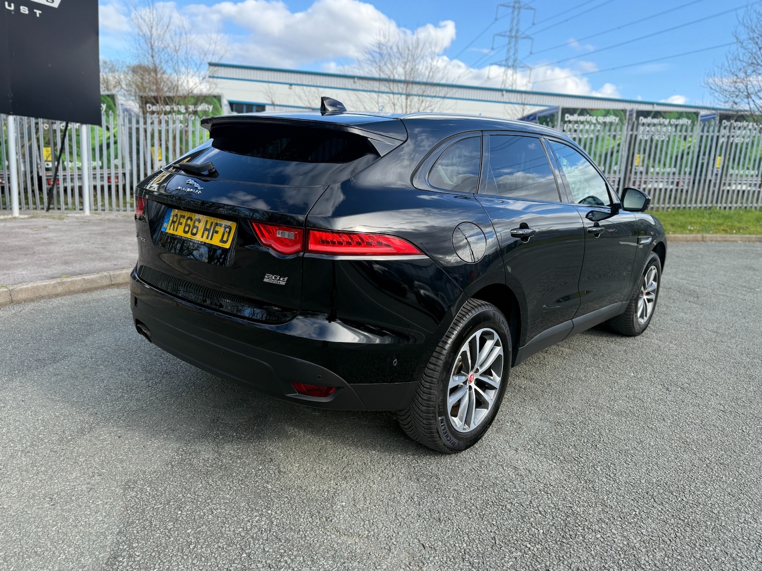 Used Jaguar F-Pace 2017 for sale - 78201199: Photo 1