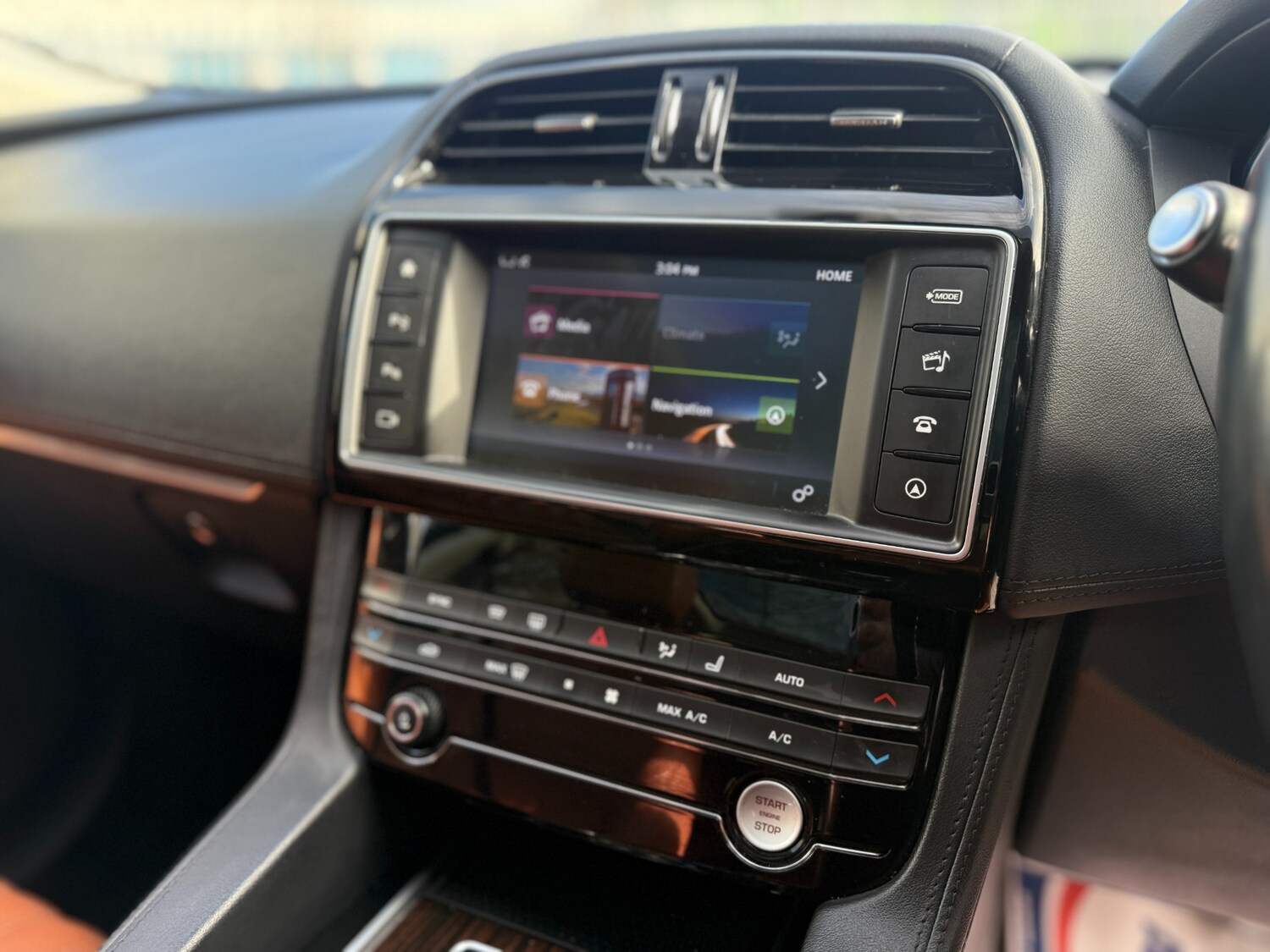 Used Jaguar F-Pace 2017 for sale - 78201199: Photo 27