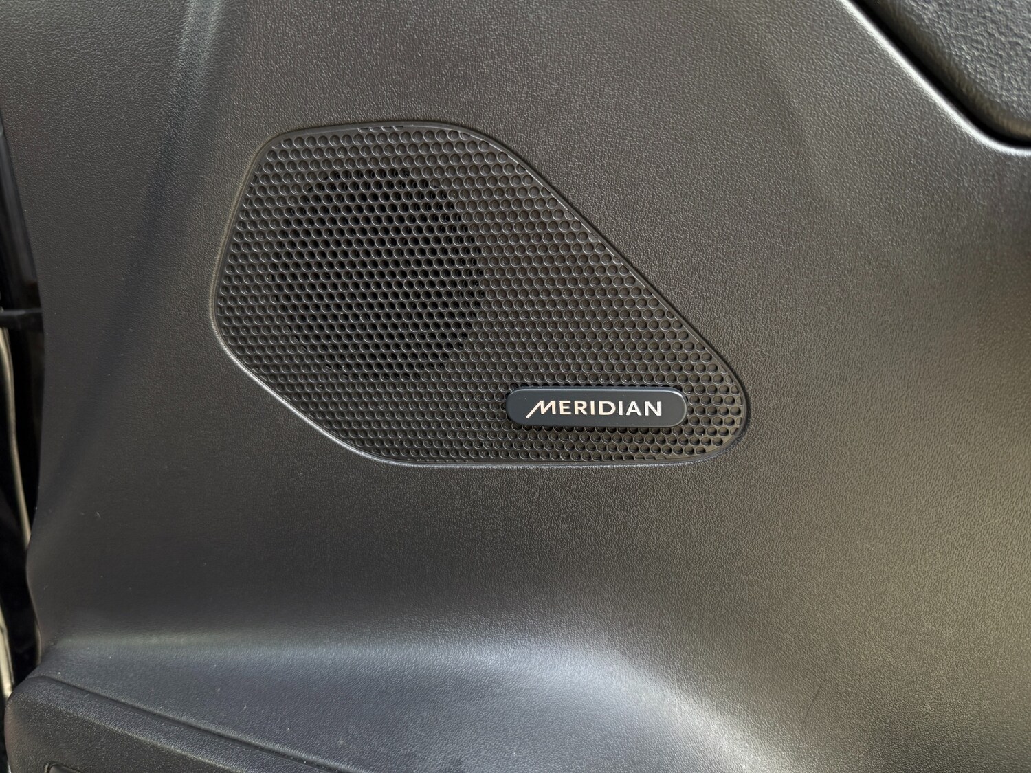 Used Jaguar F-Pace 2017 for sale - 78201199: Photo 30