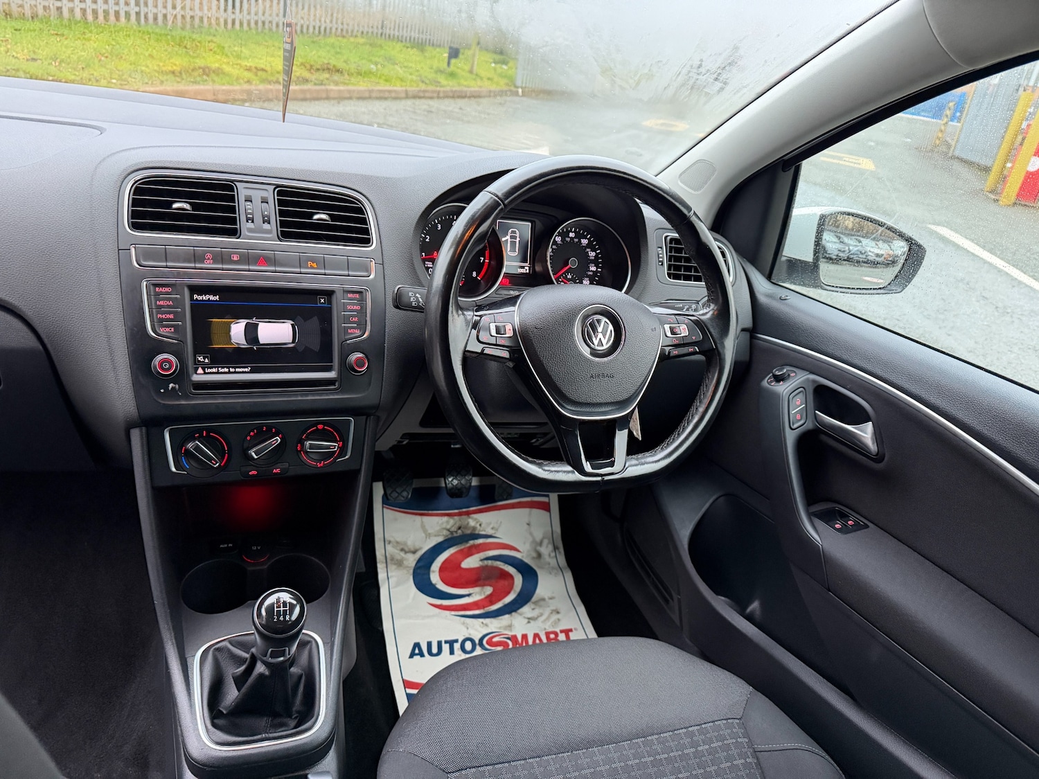 Used Volkswagen Polo 2017 for sale - 77324512: Photo 12