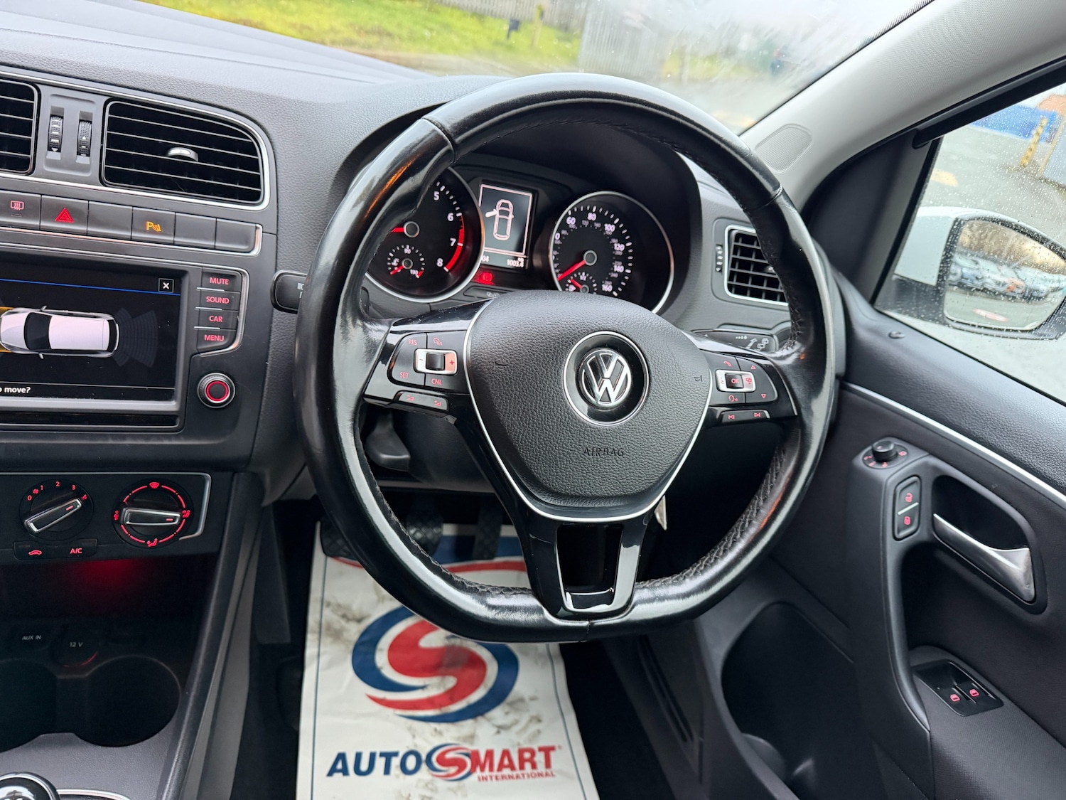 Used Volkswagen Polo 2017 for sale - 77324512: Photo 13