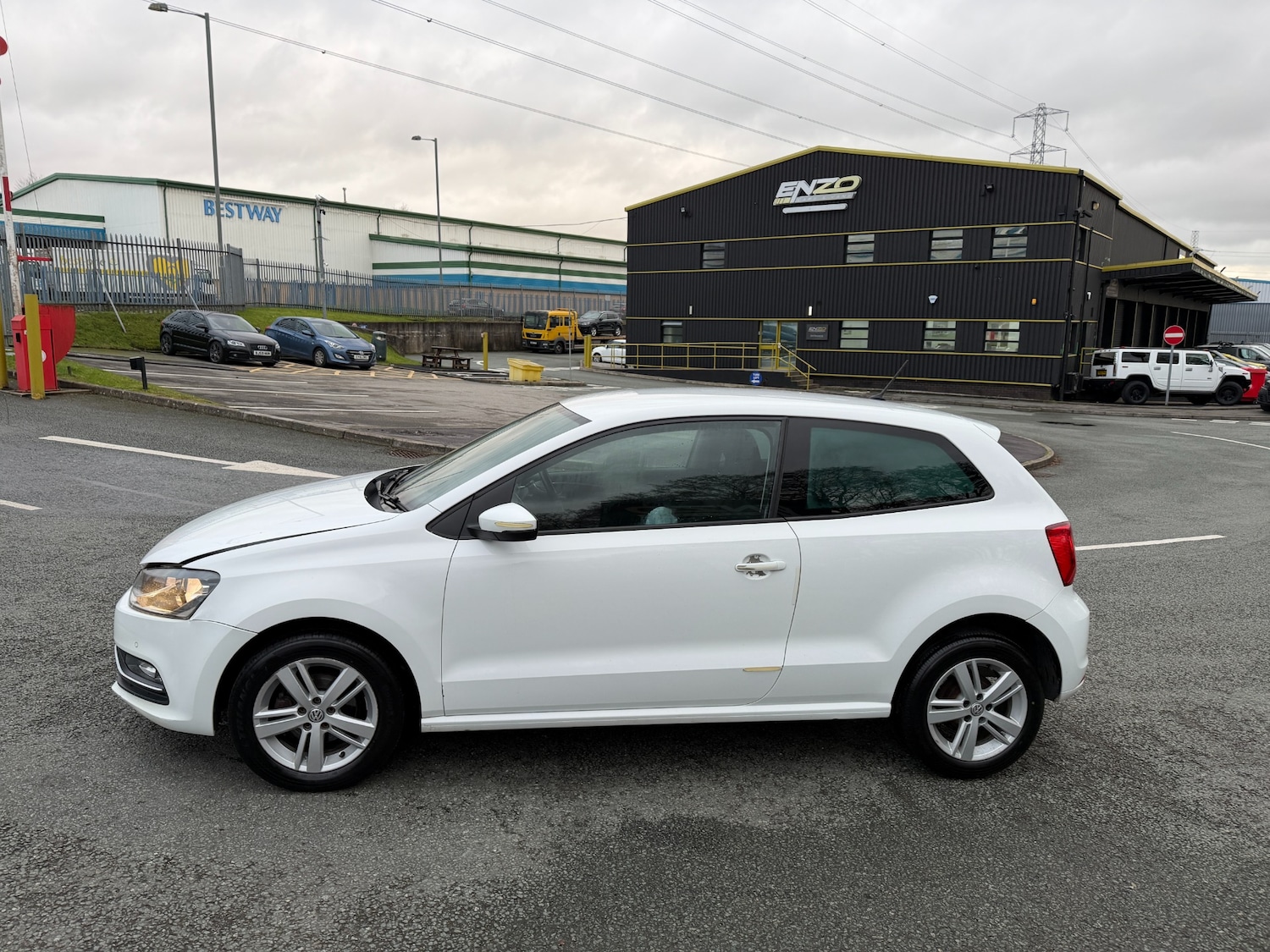 Used Volkswagen Polo 2017 for sale - 77324512: Photo 7
