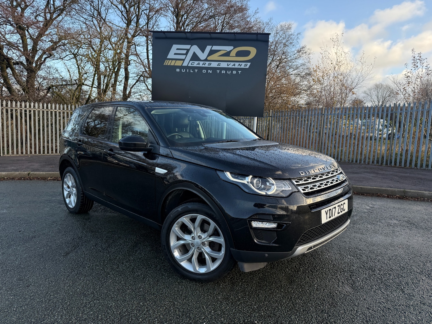 Used Land Rover Discovery Sport 2017 for sale - 76908215: Photo 1