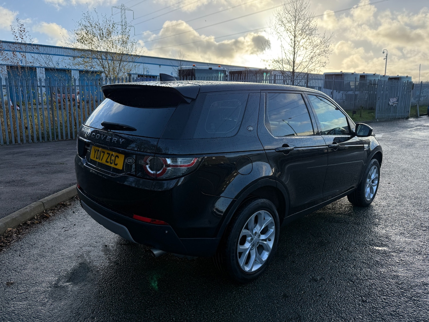 Used Land Rover Discovery Sport 2017 for sale - 76908215: Photo 4