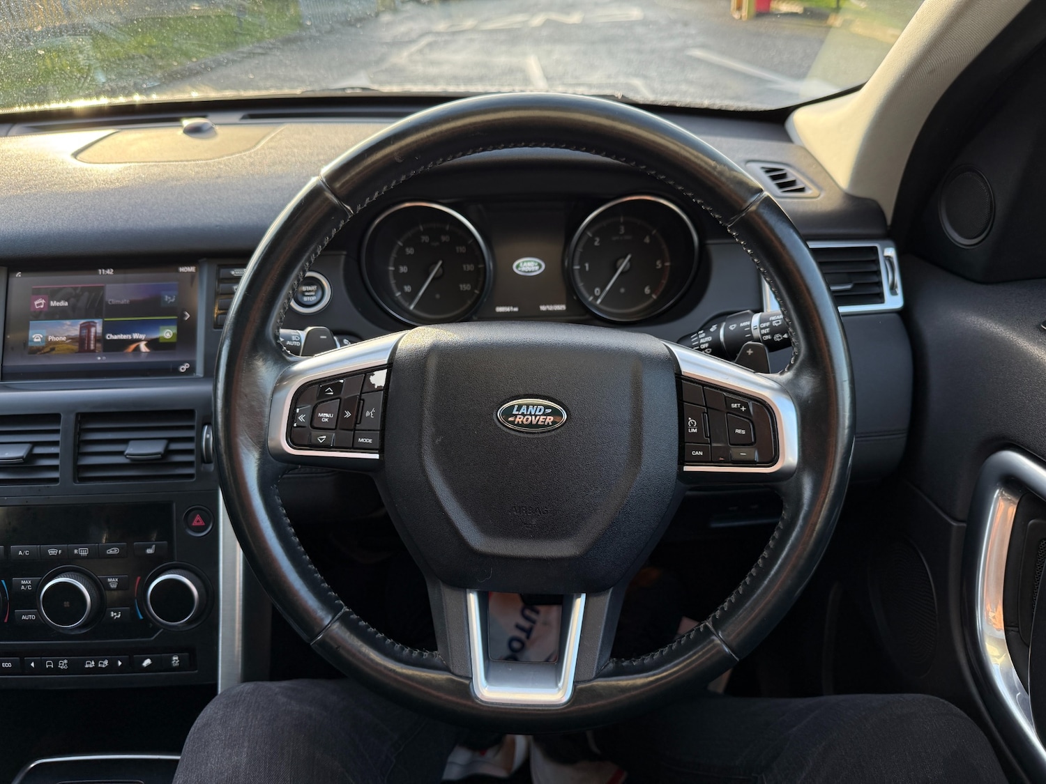 Used Land Rover Discovery Sport 2017 for sale - 76908215: Photo 45