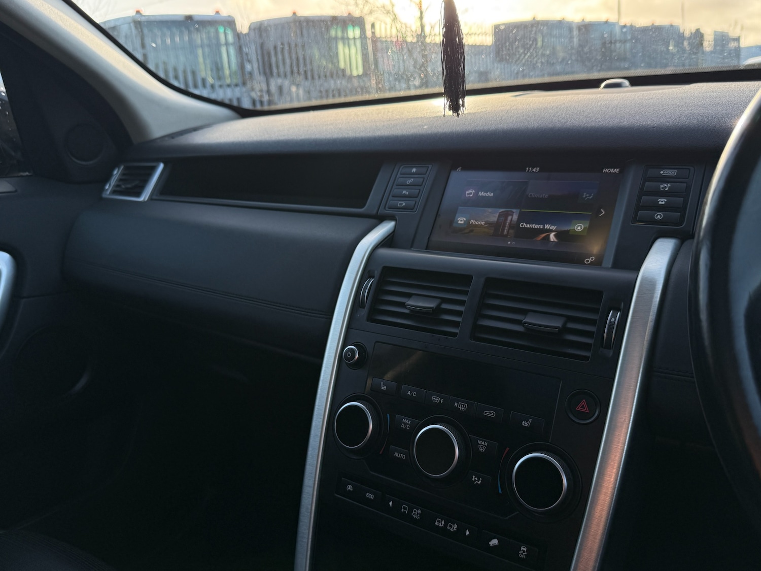 Used Land Rover Discovery Sport 2017 for sale - 76908215: Photo 47