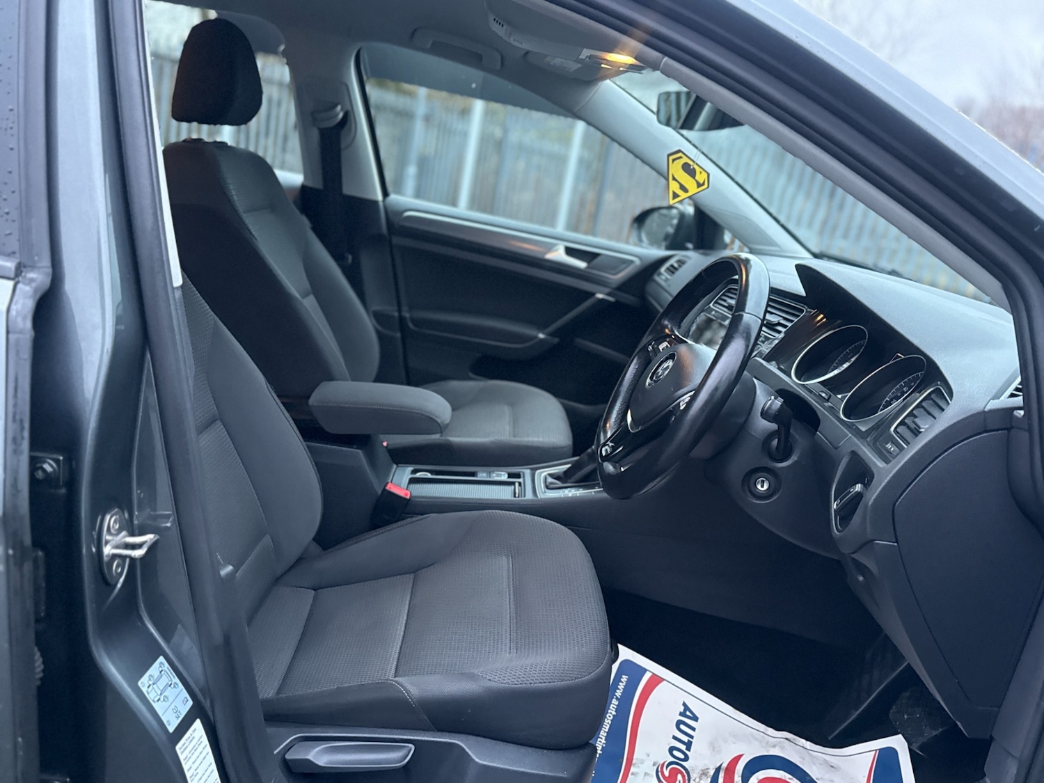 Used Volkswagen Golf 2018 for sale - 77310875: Photo 15