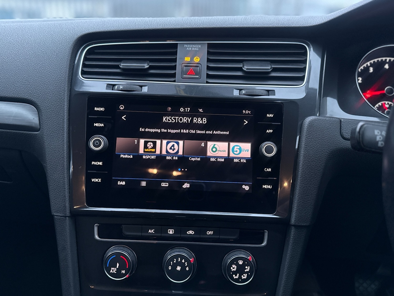 Used Volkswagen Golf 2018 for sale - 77310875: Photo 22