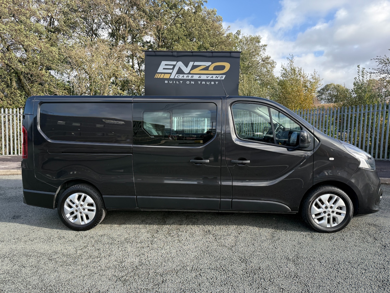 Used Renault Trafic 2018 for sale - 76531488: Photo 2