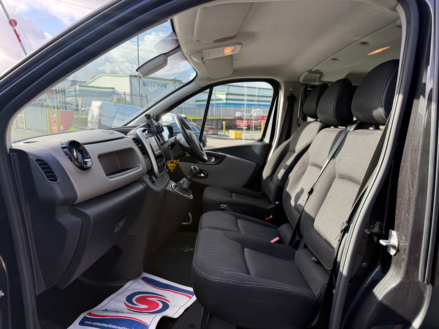 Used Renault Trafic 2018 for sale - 76531488: Photo 9