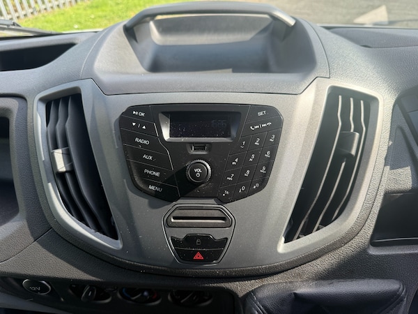 Used Ford Transit 2018 for sale - 75737638: Photo 17