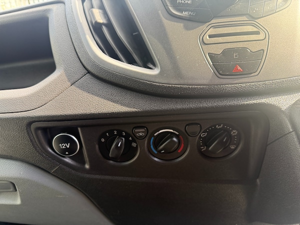 Used Ford Transit 2018 for sale - 75737638: Photo 19