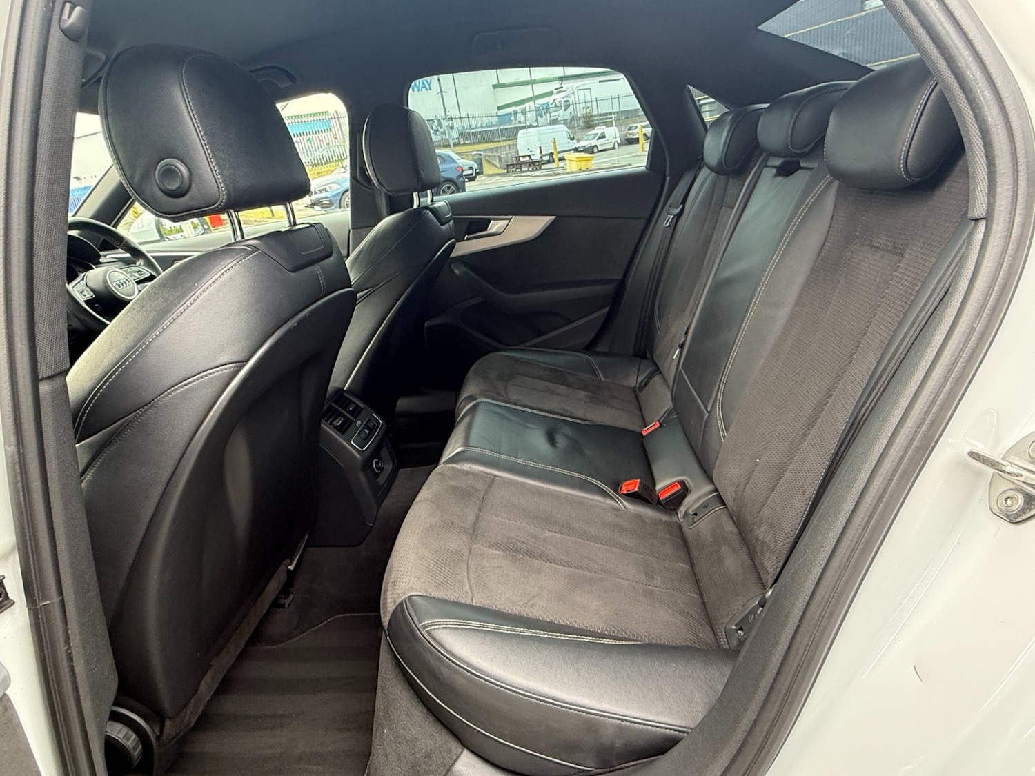 Used Audi A4 2017 for sale - 76102236: Photo 14
