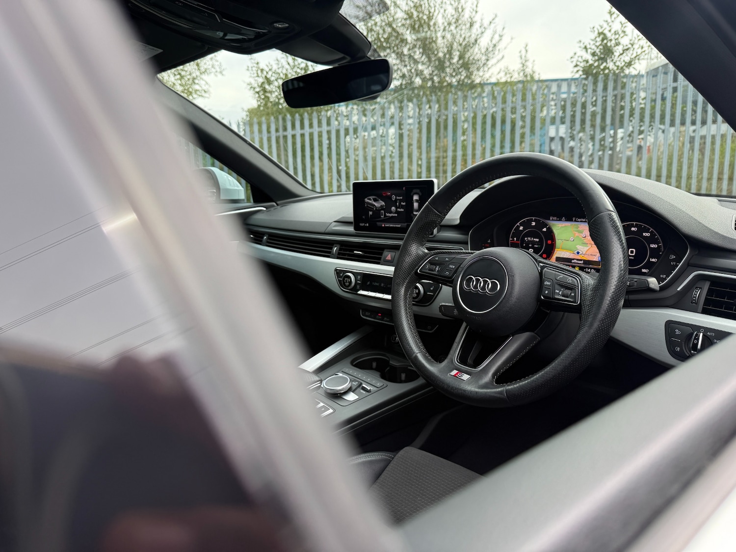 Used Audi A4 2017 for sale - 76102236: Photo 27