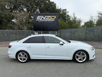 Used Audi A4 2017 for sale - 76102236: Photo 2