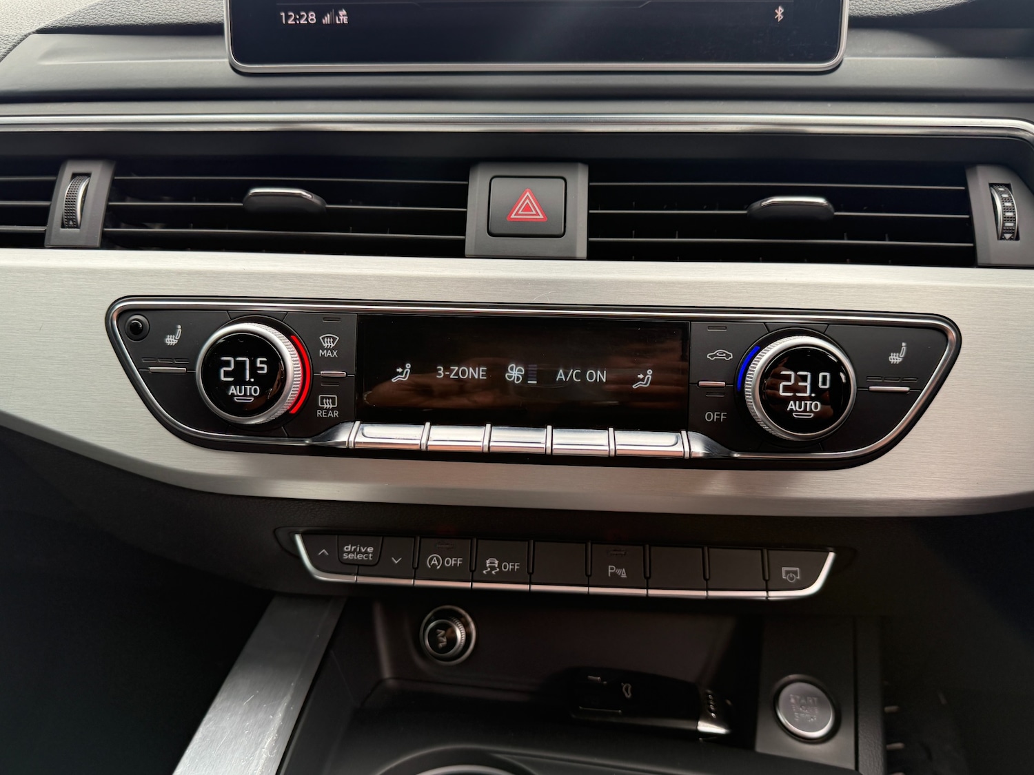 Used Audi A4 2017 for sale - 76102236: Photo 33