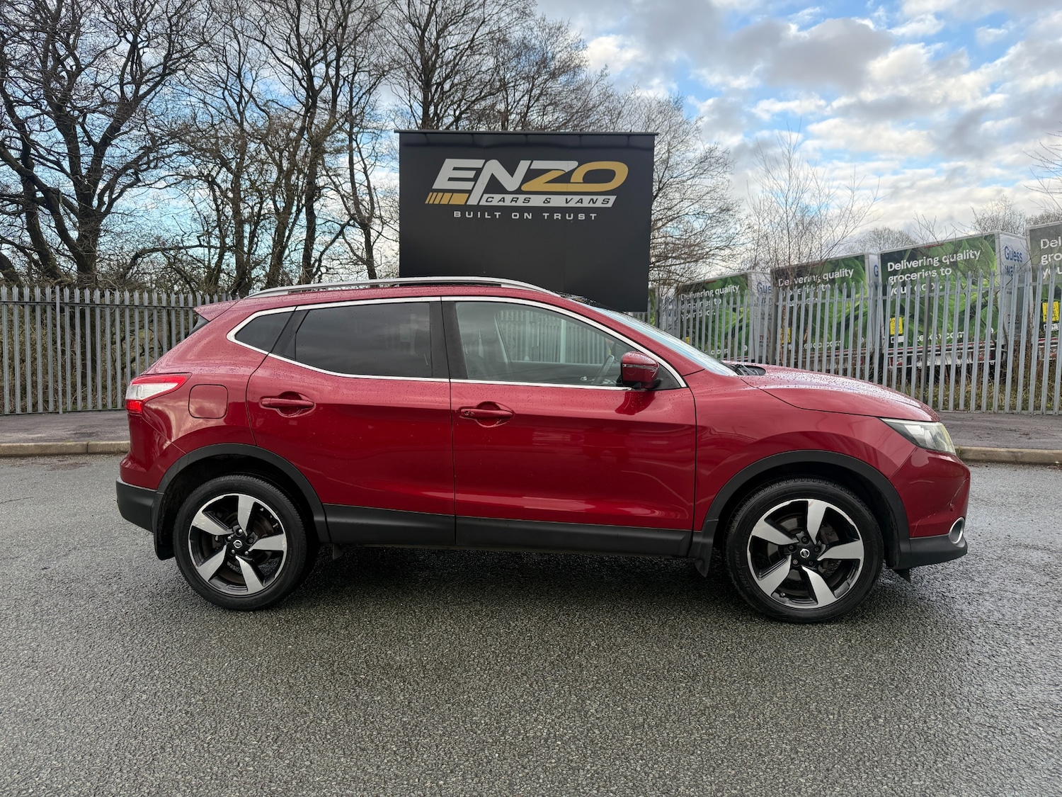 Used Nissan Qashqai 2015 for sale - 78132217: Photo 2