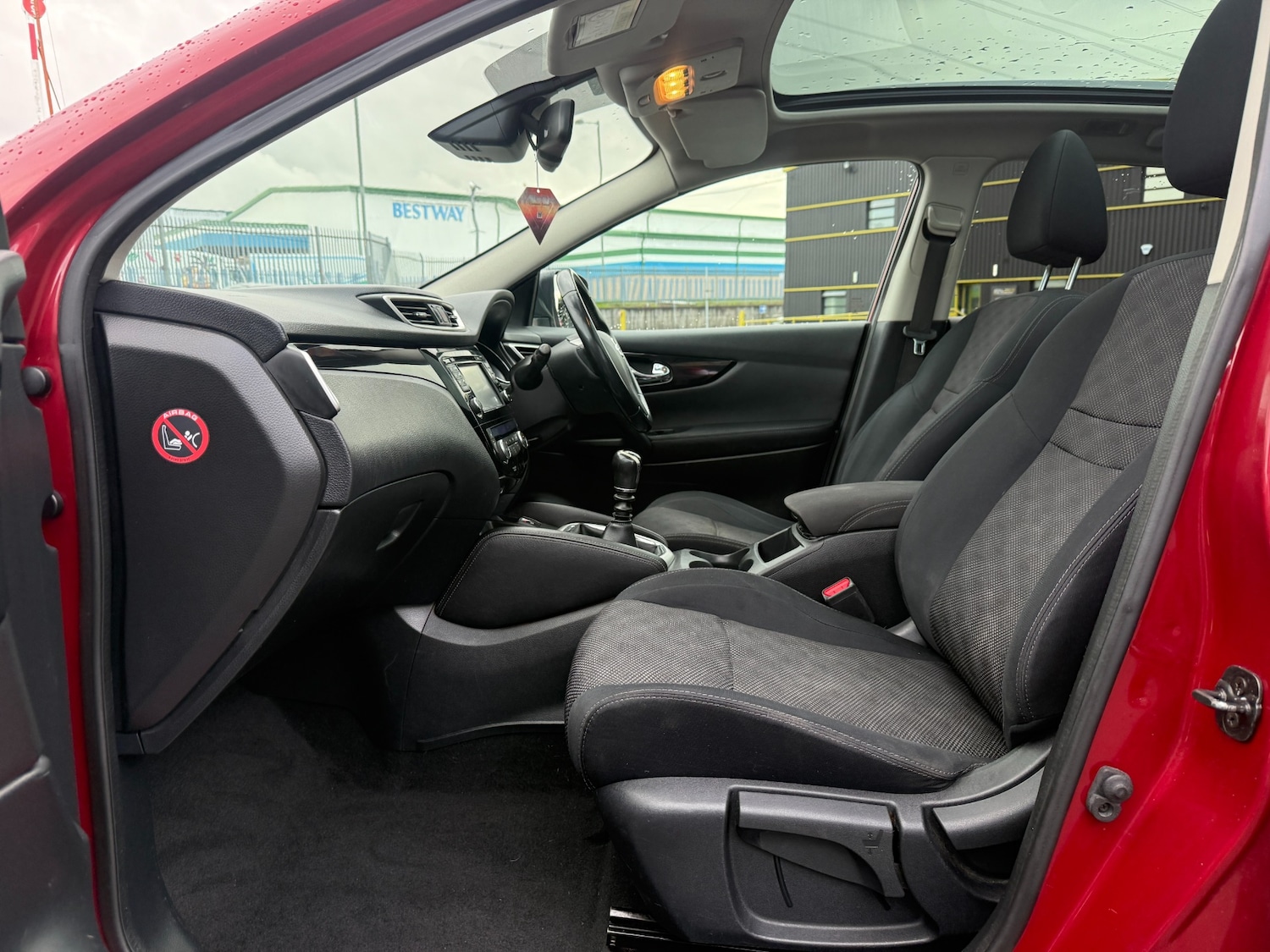 Used Nissan Qashqai 2015 for sale - 78132217: Photo 9