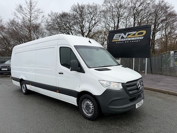 Mercedes-Benz Sprinter feature image