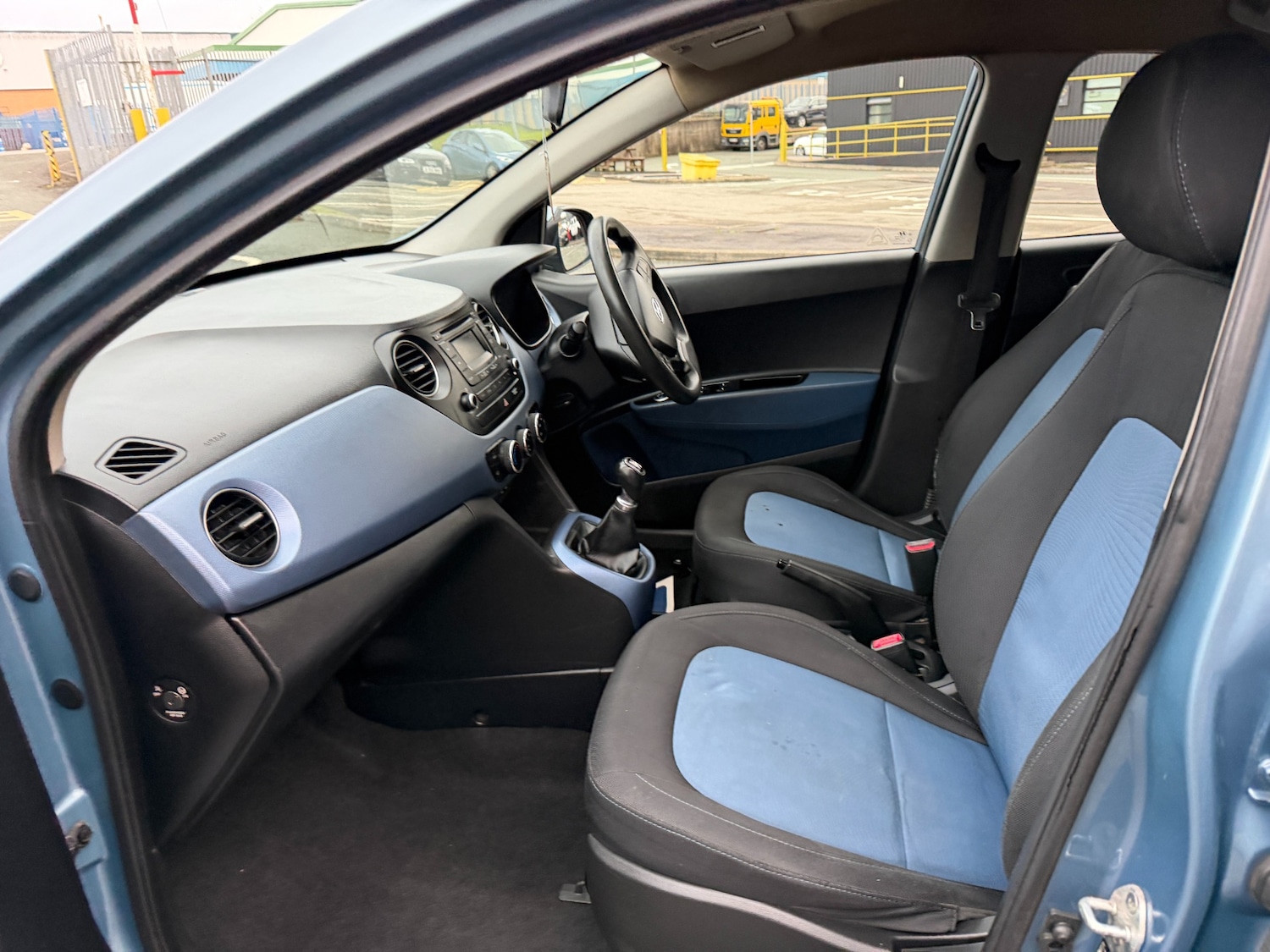 Used Hyundai i10 2016 for sale - 77324508: Photo 9