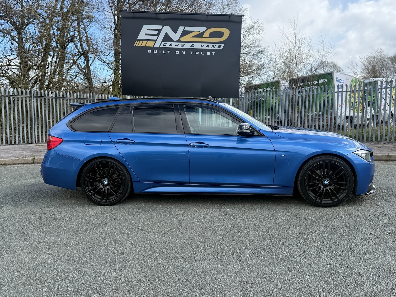 Used BMW 3 Series 2014 for sale - 78210945: Photo 2