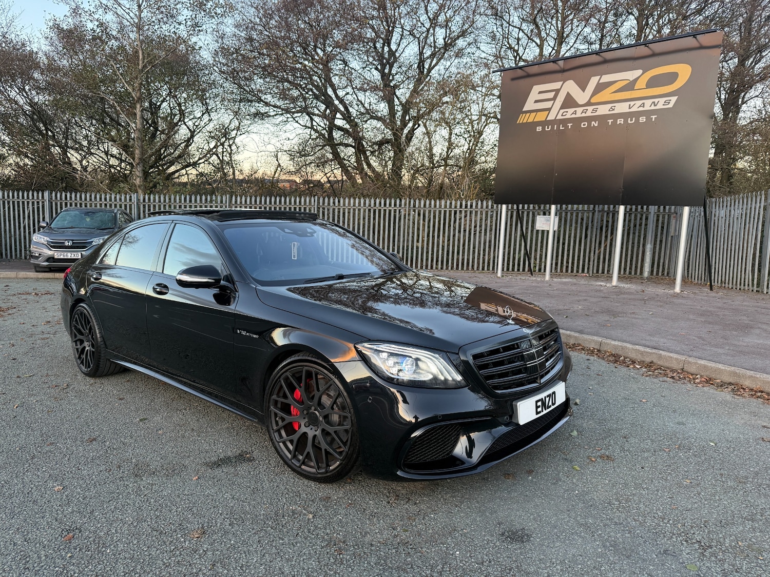 Used Mercedes-Benz S Class 2018 for sale - 76720249: Photo 2