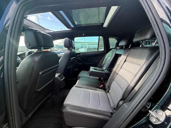 Used Volkswagen Tiguan 2018 for sale - 76117119: Photo 11