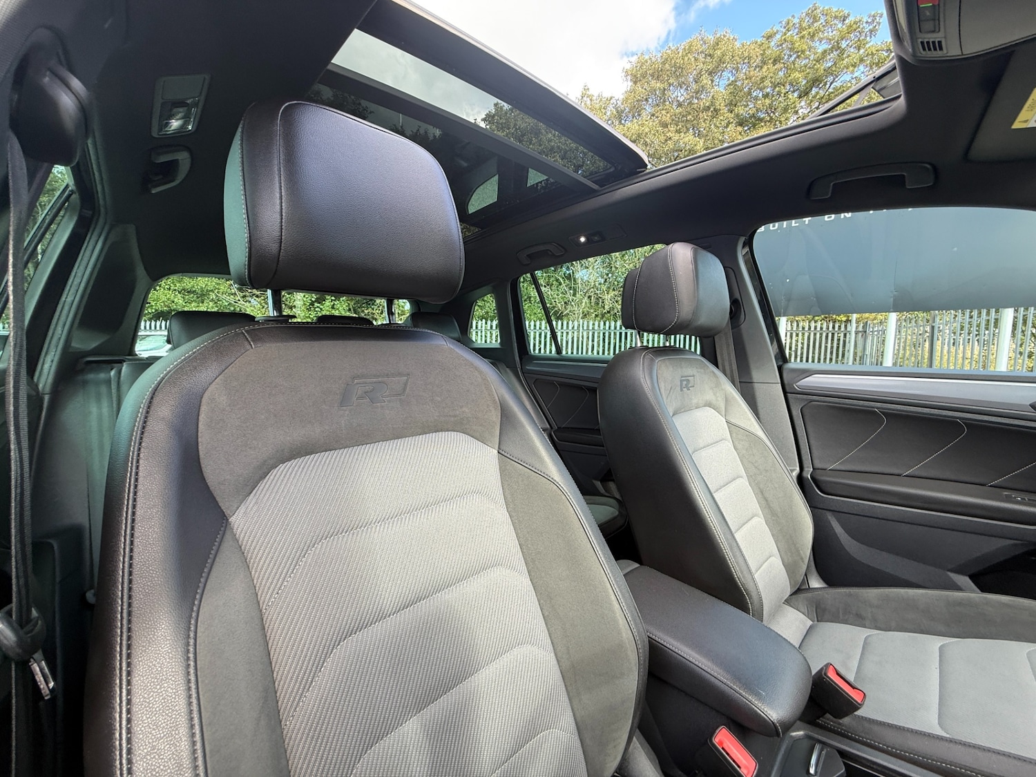 Used Volkswagen Tiguan 2018 for sale - 76117119: Photo 21