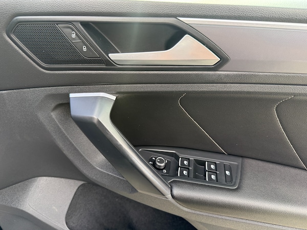 Used Volkswagen Tiguan 2018 for sale - 76117119: Photo 24