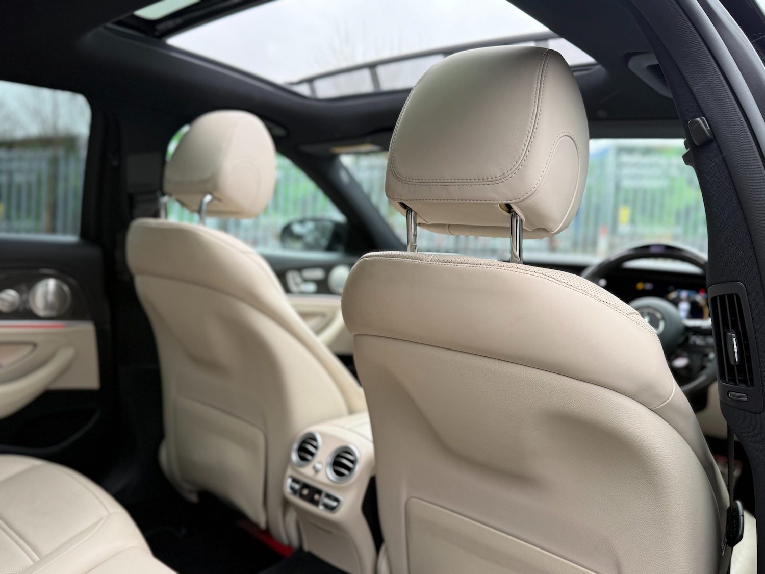 Used Mercedes-Benz E Class 2021 for sale - 77690887: Photo 26