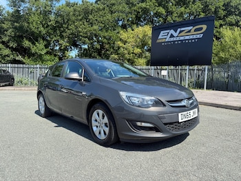 Used Vauxhall Astra 2015 for sale - 79216905: Photo