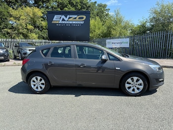Used Vauxhall Astra 2015 for sale - 79216905: Photo