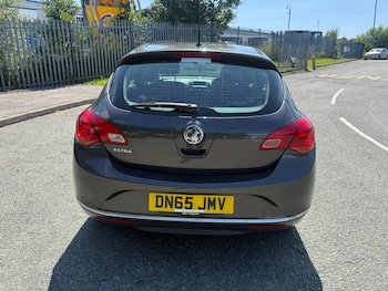 Used Vauxhall Astra 2015 for sale - 79216905: Photo