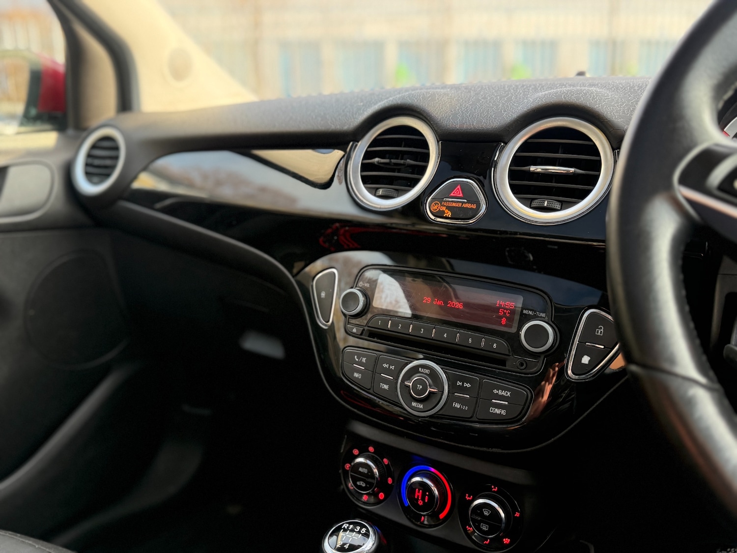 Used Vauxhall ADAM 2015 for sale - 77375865: Photo 18