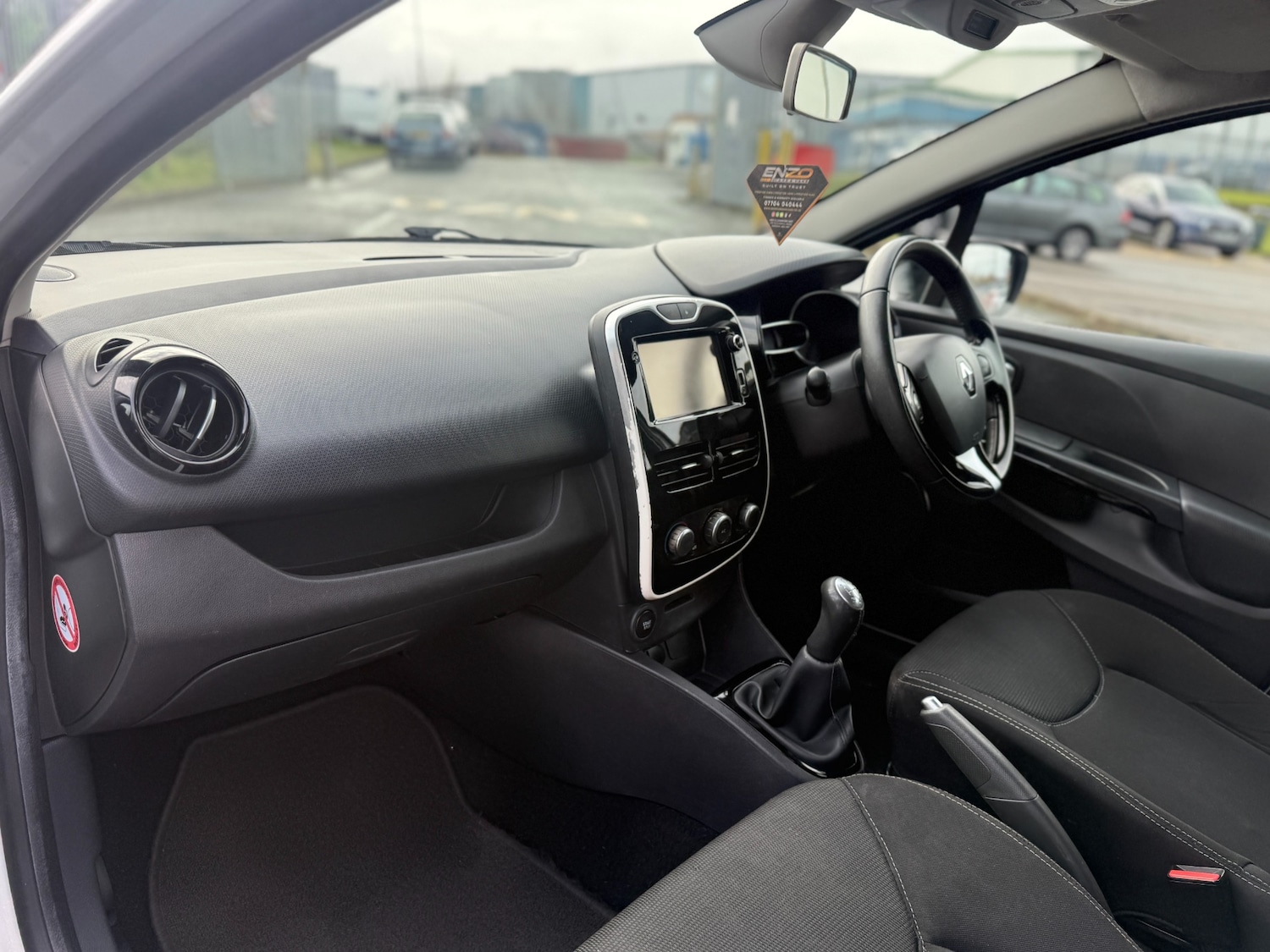 Used Renault Clio 2015 for sale - 77707969: Photo 10