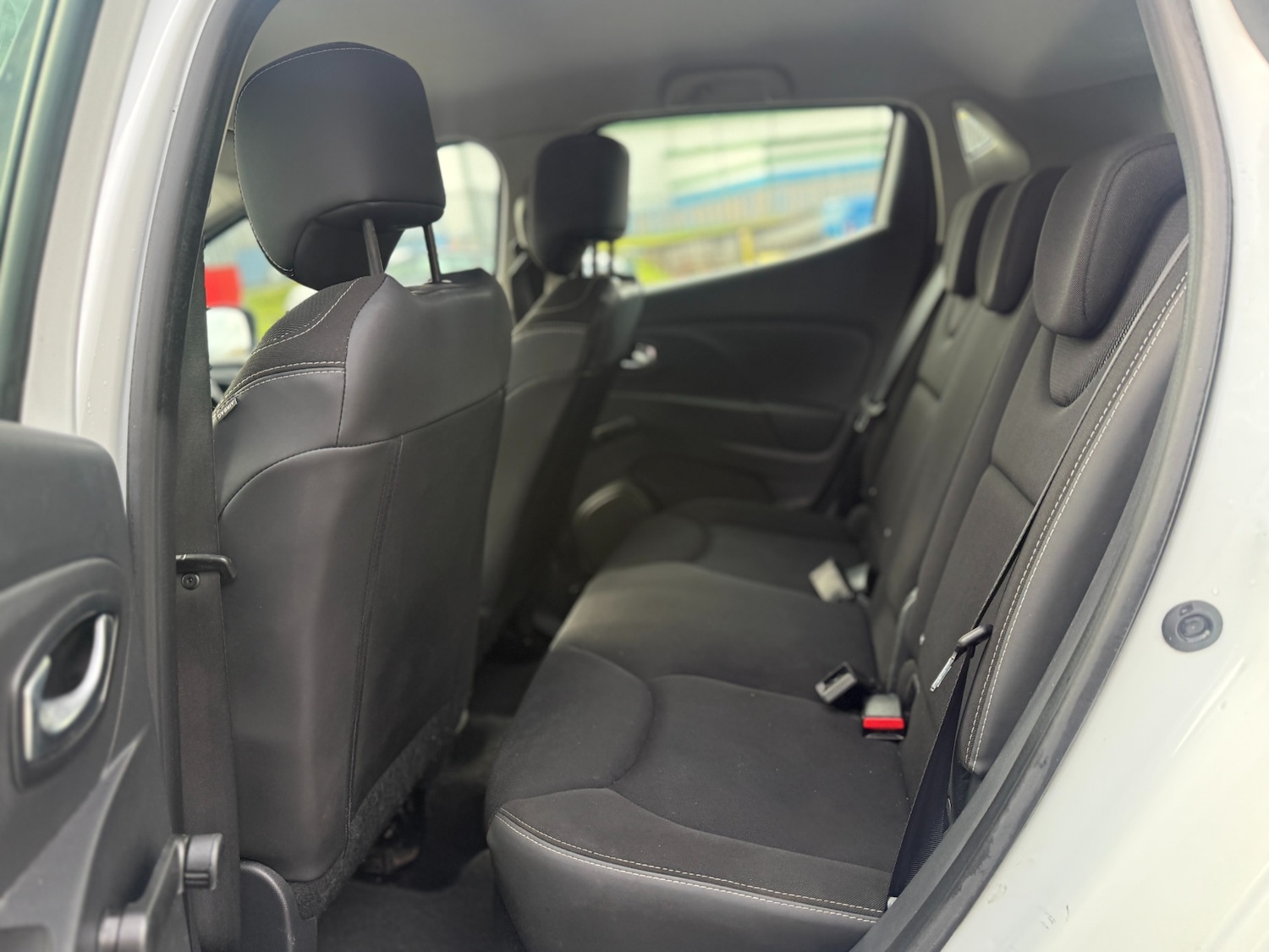 Used Renault Clio 2015 for sale - 77707969: Photo 13