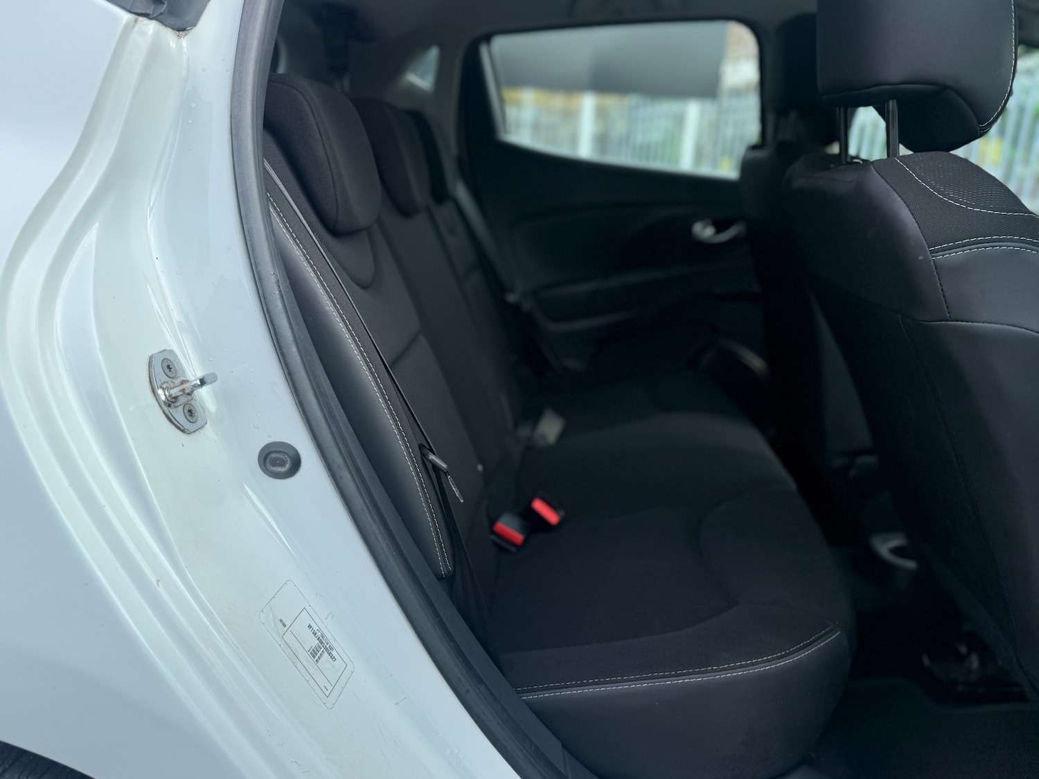 Used Renault Clio 2015 for sale - 77707969: Photo 14