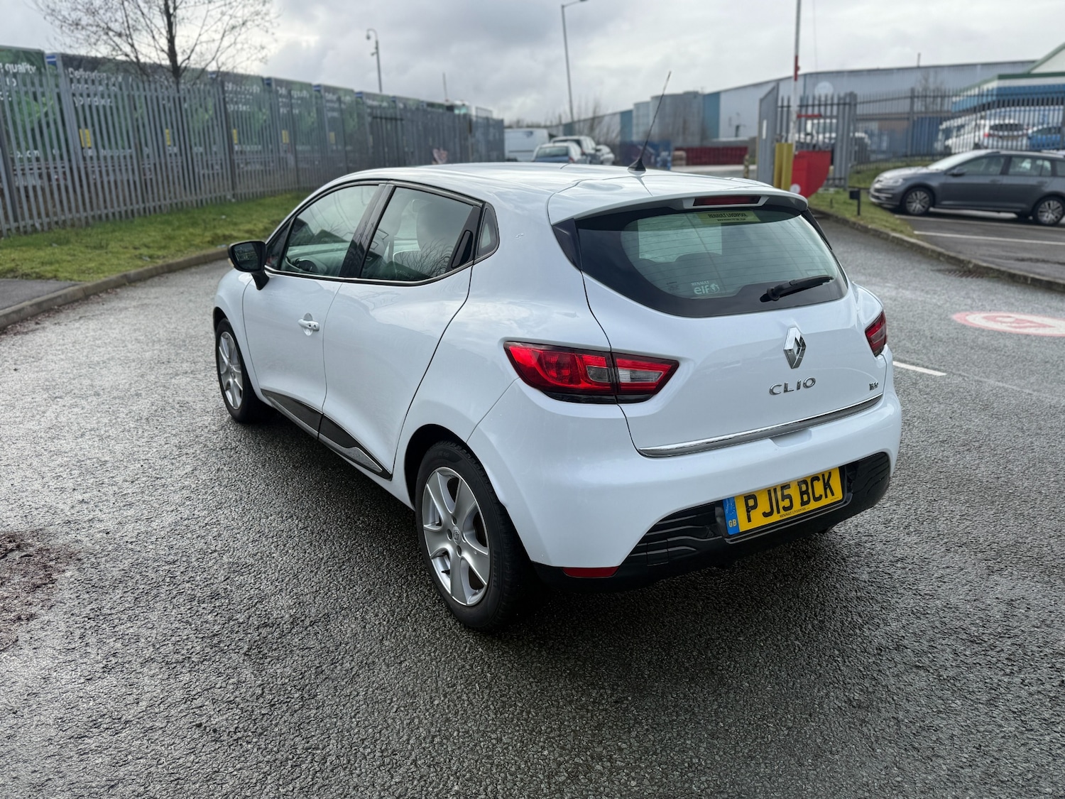 Used Renault Clio 2015 for sale - 77707969: Photo 5