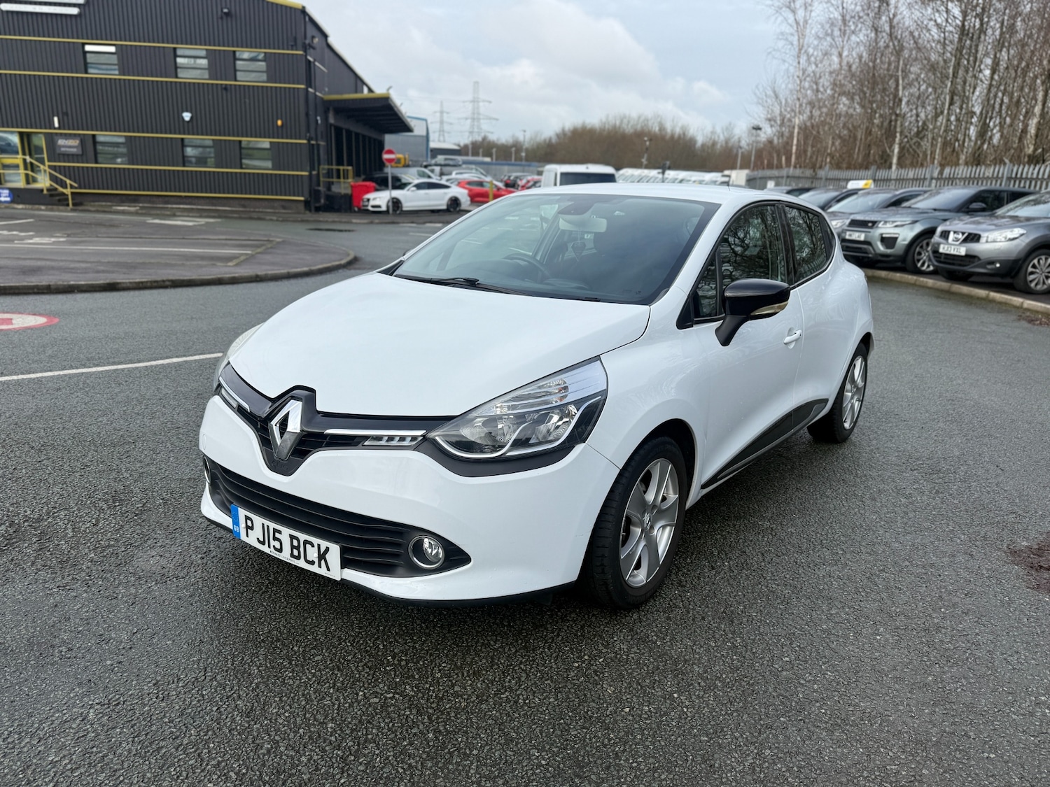 Used Renault Clio 2015 for sale - 77707969: Photo 7