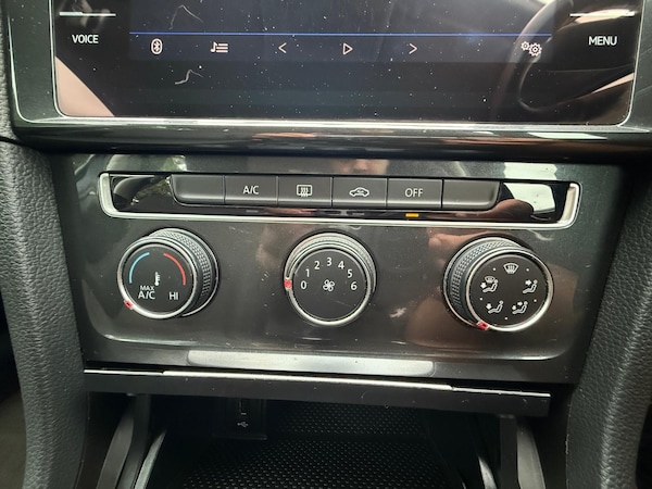 Used Volkswagen Golf 2019 for sale - 75726503: Photo 22