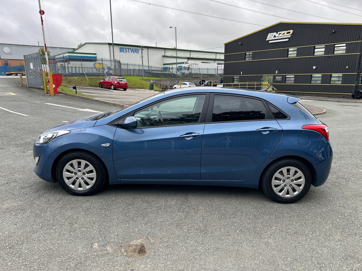 Used Hyundai i30 2016 for sale - 76681934: Photo 3