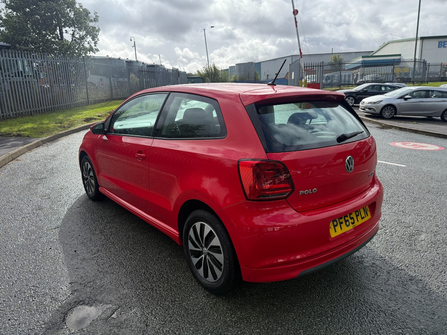 Used Volkswagen Polo 2016 for sale - 76171321: Photo 5